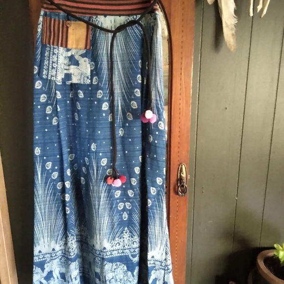 Gorgeous 100% cotton full length skirt - Picture 2 of 5